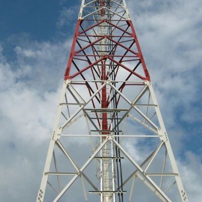 البرج الراديوي الذاتي 5 كم Wifi GSM الهاتف القمر الصناعي البرج الراديوي الميكروويف