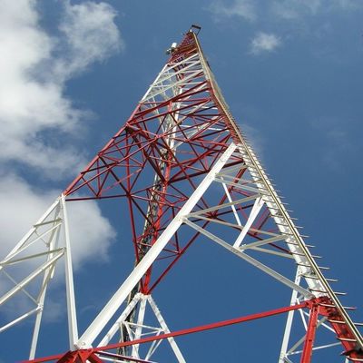 برج الاتصالات ذات الدعم 3 أرجل زاوية مثلثية برج الحديد الشبكة