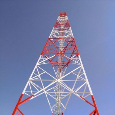 هيكل الإطار سلم المسامير 4 ساق برج شبكة 5-200M ارتفاع