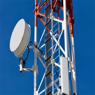 هوائي الاتصالات شبكة GSM Wifi برج الخلايا ذات الدعم الذاتي برج الاتصالات الميكروويفية الخلوية الأنبوبية ذات 3 أرجل
