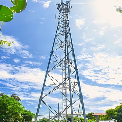 حديد شبكة 5G لاسلكي الاتصالات الهوائية الهوائية الأنبوبية برج 3 ساق