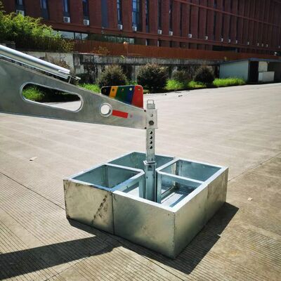 30M برج تلسكوبي صلب مصقول شاحنة اتصالات مثبتة هوائي 40M/S مقاومة الرياح معتمدة من قبل ISO