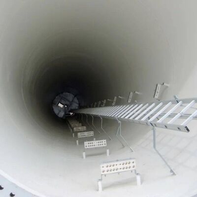 صلب برج الاحتكار المصمم وفقًا لمعايير ANSI TIA 222 G H F و EN 1991 1 4 لدعم بنية تحتية الاتصالات