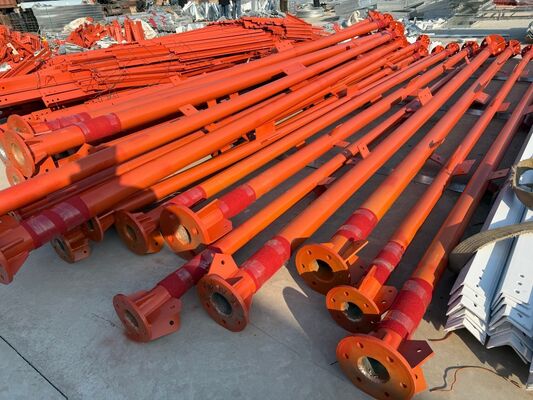 15 25 35M إشارة متعددة 3 أرجل أنبوبي الصلب المجلفن الذاتي الدعم في الهواء الطلق 5G 4G واي فاي برج اتصالات الراديو