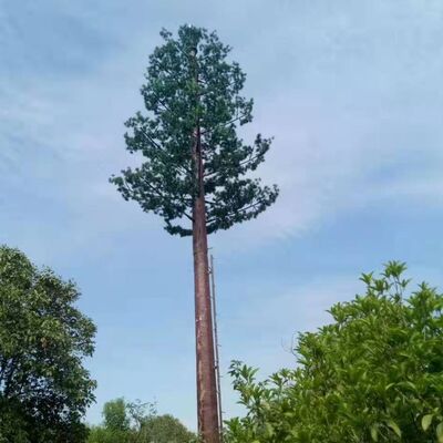 تم تصميم برج Bionic Tree بطول 20 مترًا للتكامل السلس مع المناظر الطبيعية بمظهر يشبه الشجرة وبنية معيارية