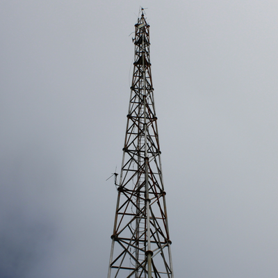 25M 32M 3 Leg Tubular Desert Sandstorm Proof Communication Tower High Temperature Resistant For Arid Region